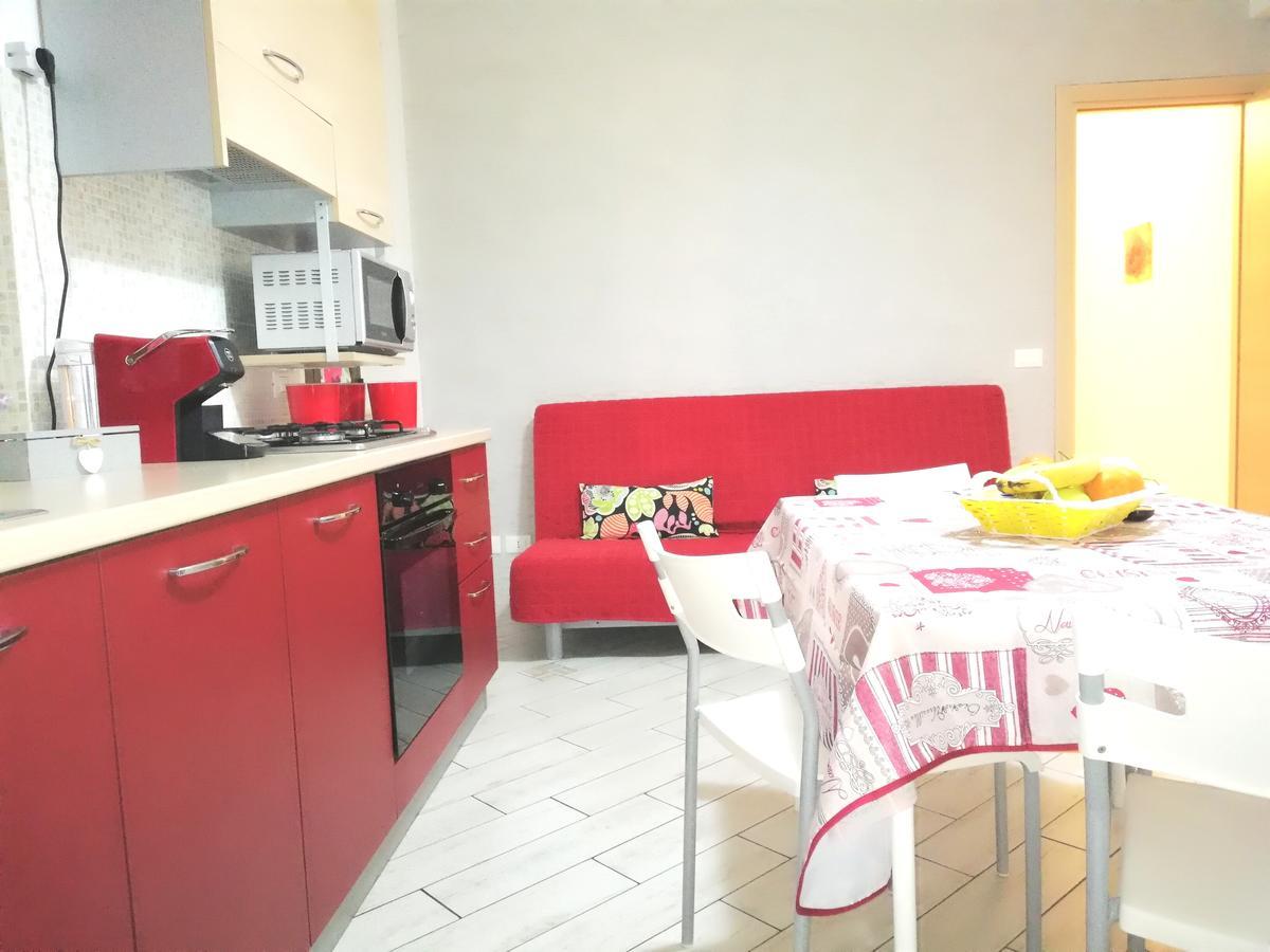 Capo D'Orlando Apartments Екстер'єр фото