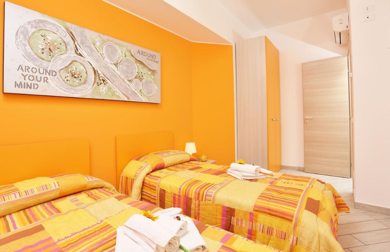 Capo D'Orlando Apartments Екстер'єр фото